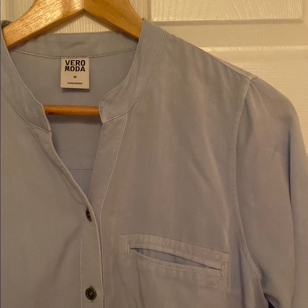 Vero Moda Gray Buttoned Mandarin Collar Top